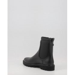 CHLOE ENGOMADO W10300