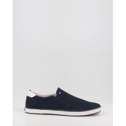 ICONIC SLIP ON SNEAKER