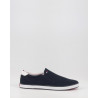 ICONIC SLIP ON SNEAKER