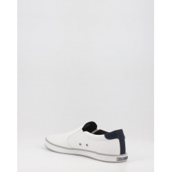 ICONIC SLIP ON SNEAKER