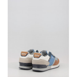LONDON ONE INTED M PMS30934