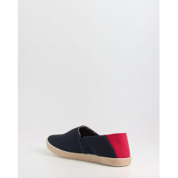 EASY SUMMER SLIP ON