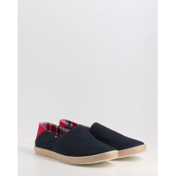 EASY SUMMER SLIP ON